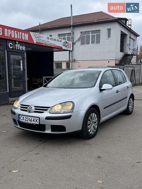Volkswagen Golf 2004 Volkswagen Golf 2004