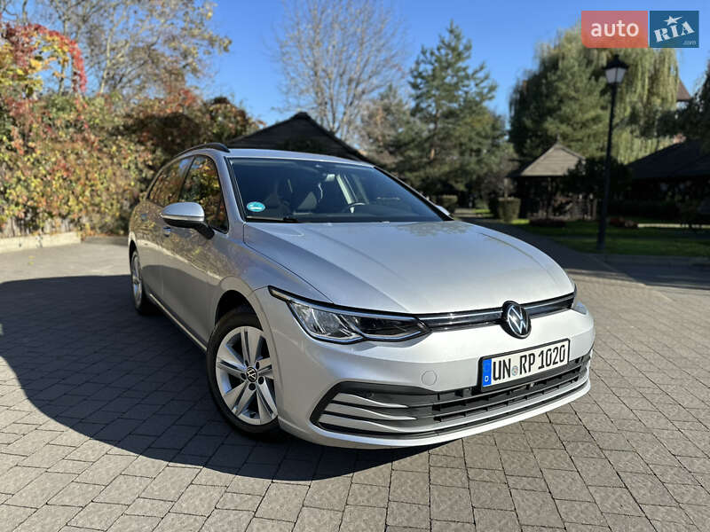 Универсал Volkswagen Golf 2021 в Калуше