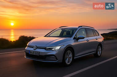 Универсал Volkswagen Golf 2021 в Ивано-Франковске
