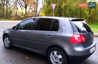 Хэтчбек Volkswagen Golf 2008 в Кривом Роге