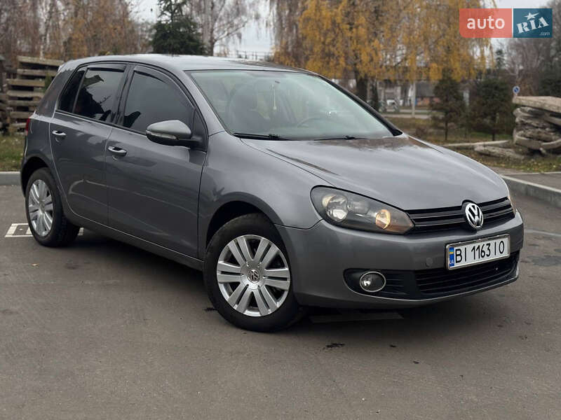 Хэтчбек Volkswagen Golf 2008 в Лубнах