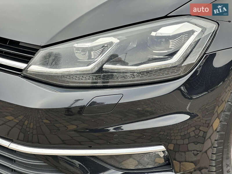 Універсал Volkswagen Golf 2017 в Луцьку