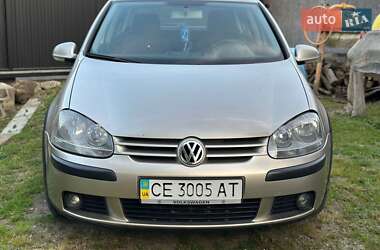 Універсал Volkswagen Golf 2004 в Чернівцях