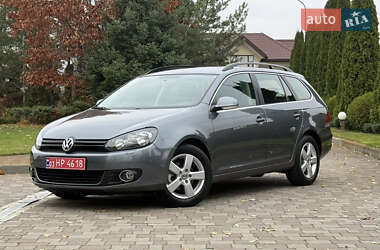Універсал Volkswagen Golf 2012 в Сарнах