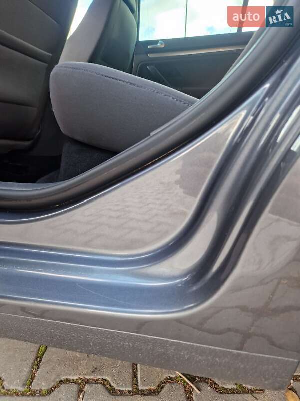 Универсал Volkswagen Golf 2008 в Стрые