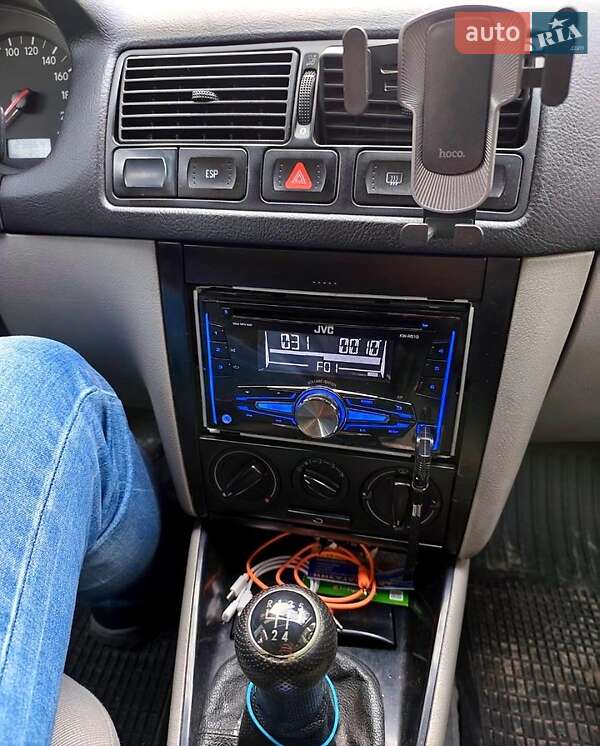 Універсал Volkswagen Golf 2000 в Харкові