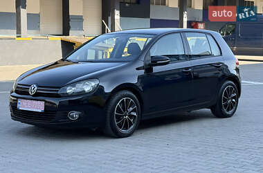 Хетчбек Volkswagen Golf 2010 в Рівному