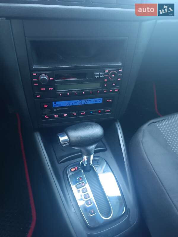 Хэтчбек Volkswagen Golf 2001 в Надворной фото 22 Хэтчбек Volkswagen Golf 2001 в Надворной