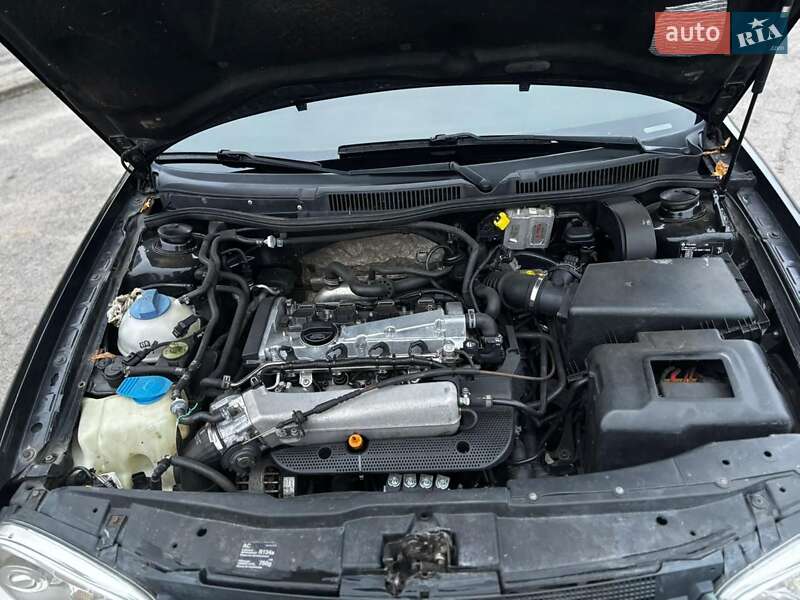 Хэтчбек Volkswagen Golf 2000 в Черкассах фото 3 Хэтчбек Volkswagen Golf 2000 в Черкассах