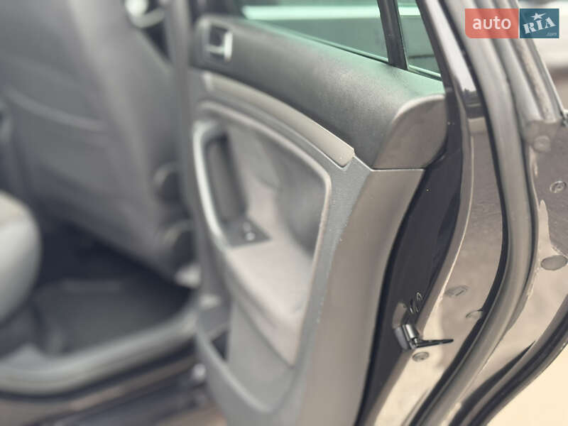 Універсал Volkswagen Golf 2008 в Запоріжжі фото 49 Універсал Volkswagen Golf 2008 в Запоріжжі