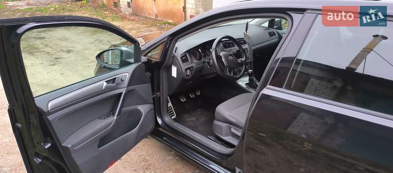 Универсал Volkswagen Golf 2013 в Черкассах