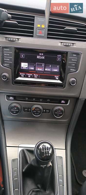 Универсал Volkswagen Golf 2013 в Черкассах