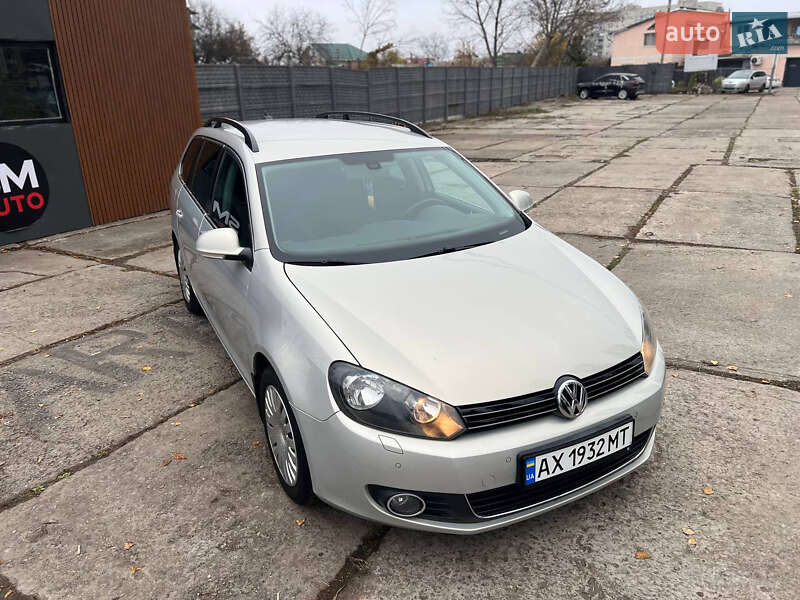Универсал Volkswagen Golf 2009 в Харькове