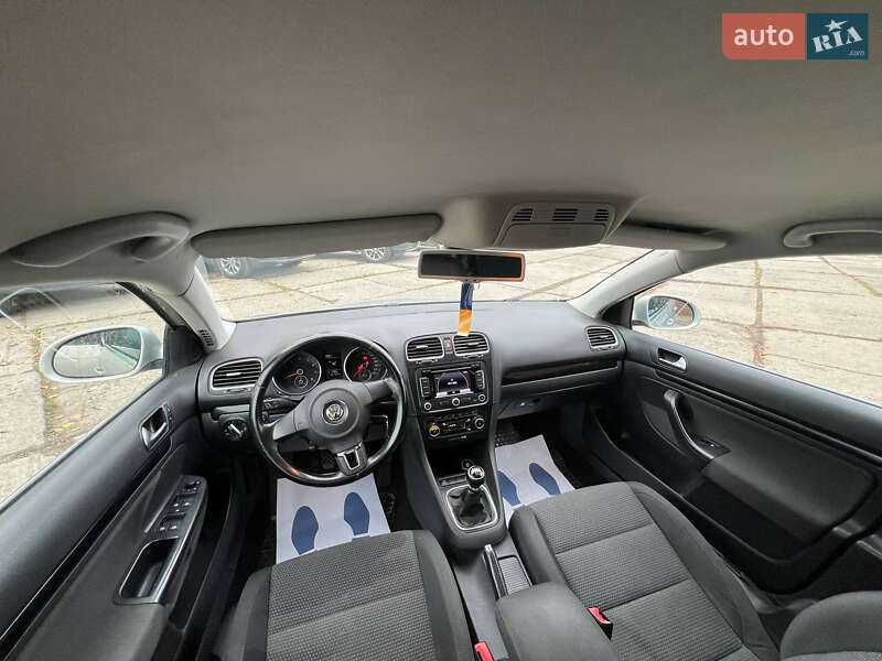Универсал Volkswagen Golf 2009 в Харькове