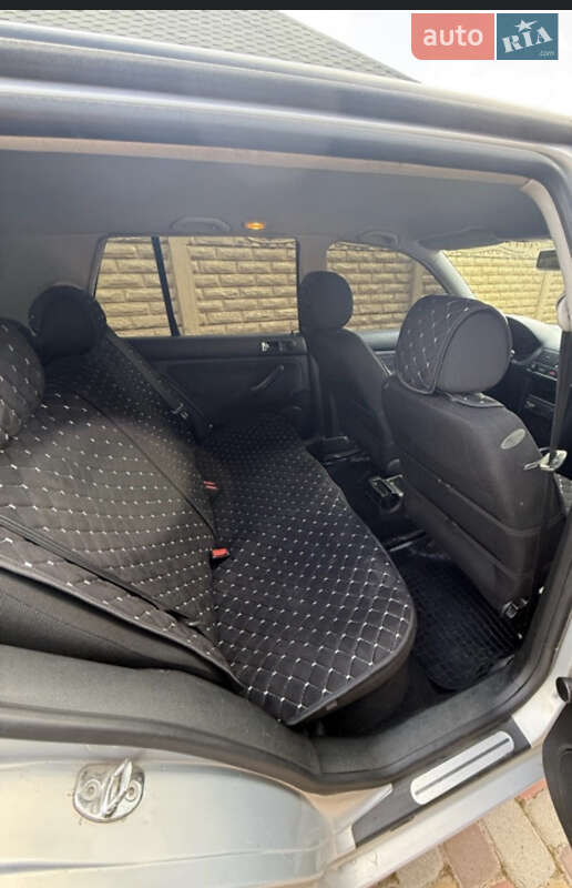 Хэтчбек Volkswagen Golf 2000 в Богодухове