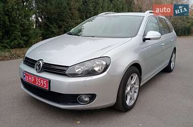 Универсал Volkswagen Golf 2010 в Ровно