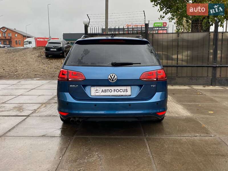 Универсал Volkswagen Golf 2015 в Киеве