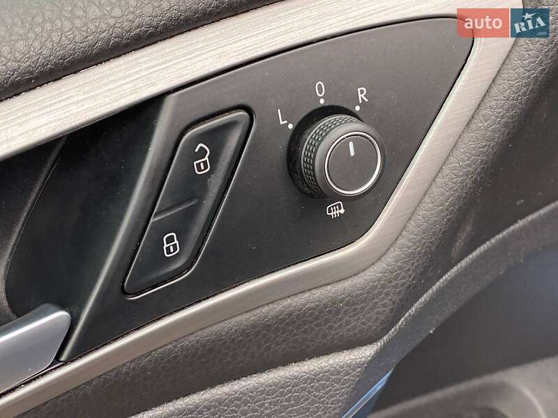 Универсал Volkswagen Golf 2015 в Киеве