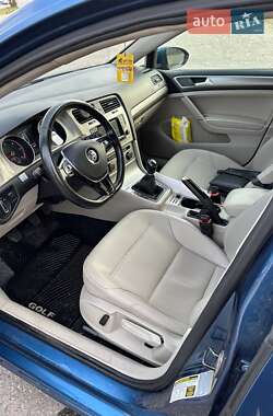 Универсал Volkswagen Golf 2015 в Запорожье