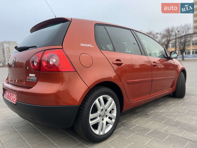 Хетчбек Volkswagen Golf 2007 в Черкасах