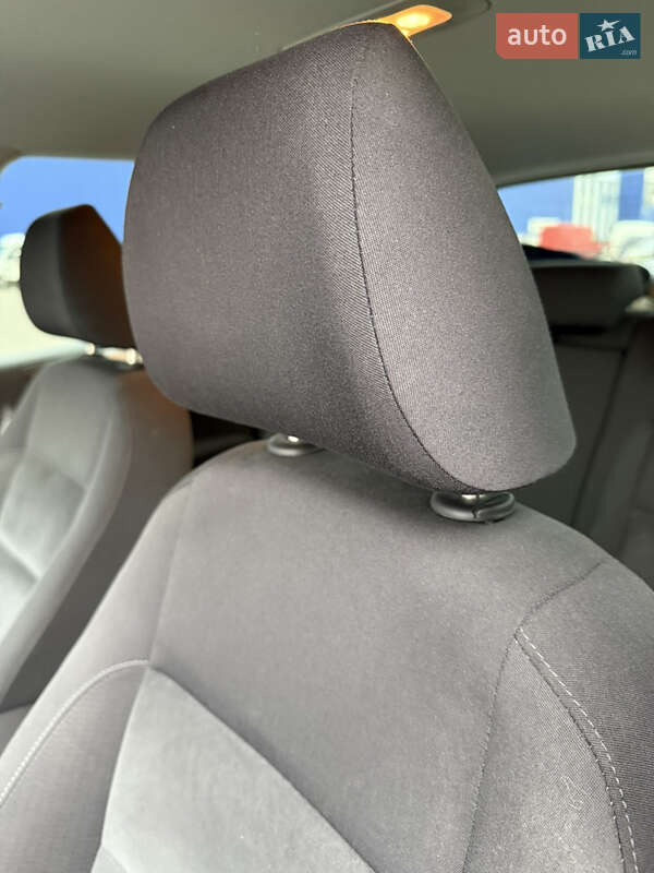 Хетчбек Volkswagen Golf 2010 в Мукачевому