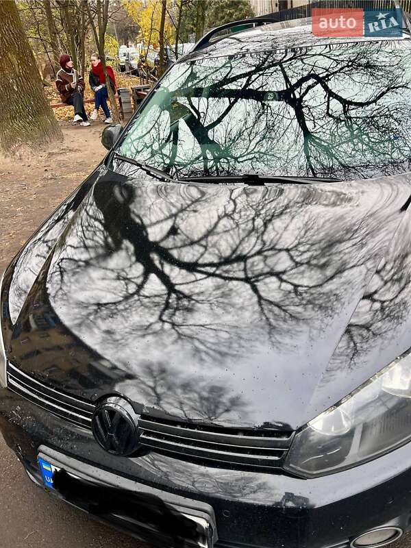 Универсал Volkswagen Golf 2009 в Львове