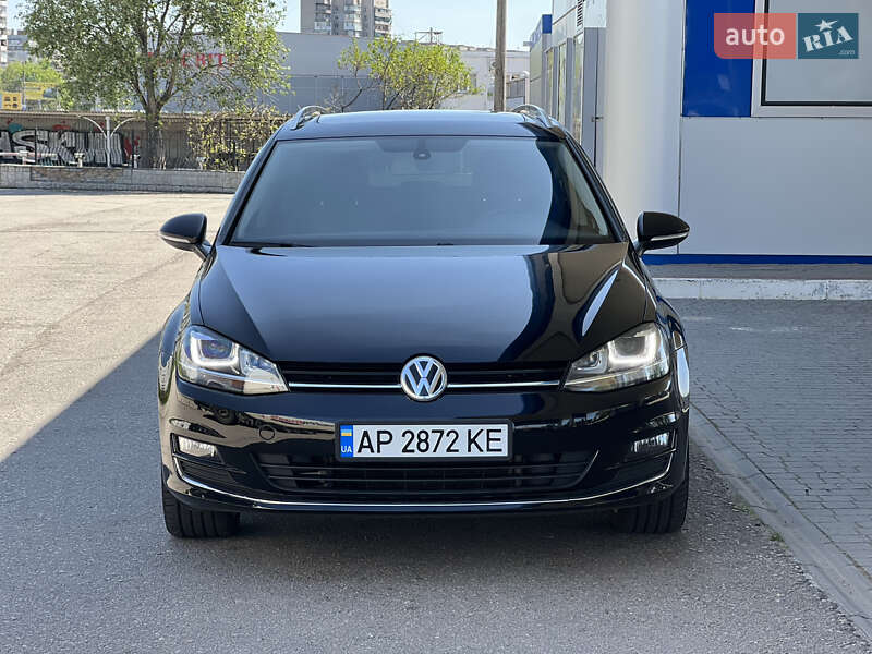 Универсал Volkswagen Golf 2015 в Запорожье