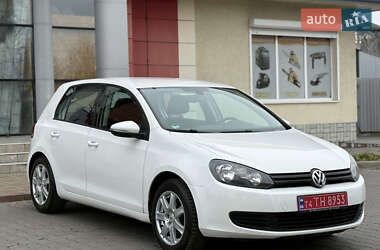 Хэтчбек Volkswagen Golf 2009 в Староконстантинове