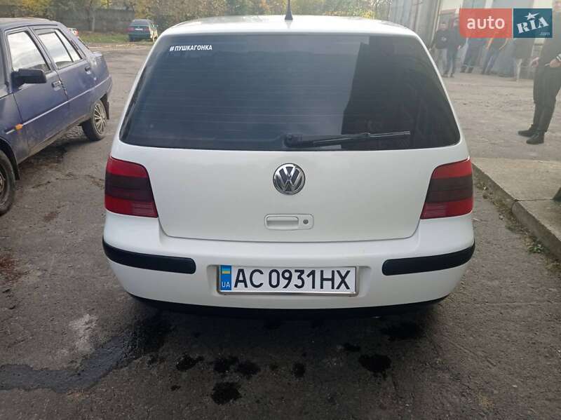 Хэтчбек Volkswagen Golf 1998 в Локачах