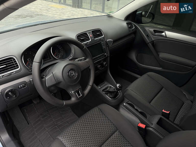 Хэтчбек Volkswagen Golf 2010 в Полтаве фото 84 Хэтчбек Volkswagen Golf 2010 в Полтаве