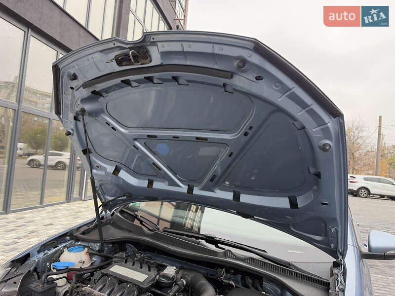 Хэтчбек Volkswagen Golf 2010 в Полтаве фото 110 Хэтчбек Volkswagen Golf 2010 в Полтаве