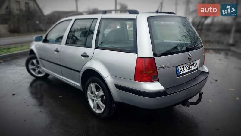 Універсал Volkswagen Golf 2001 в Харкові