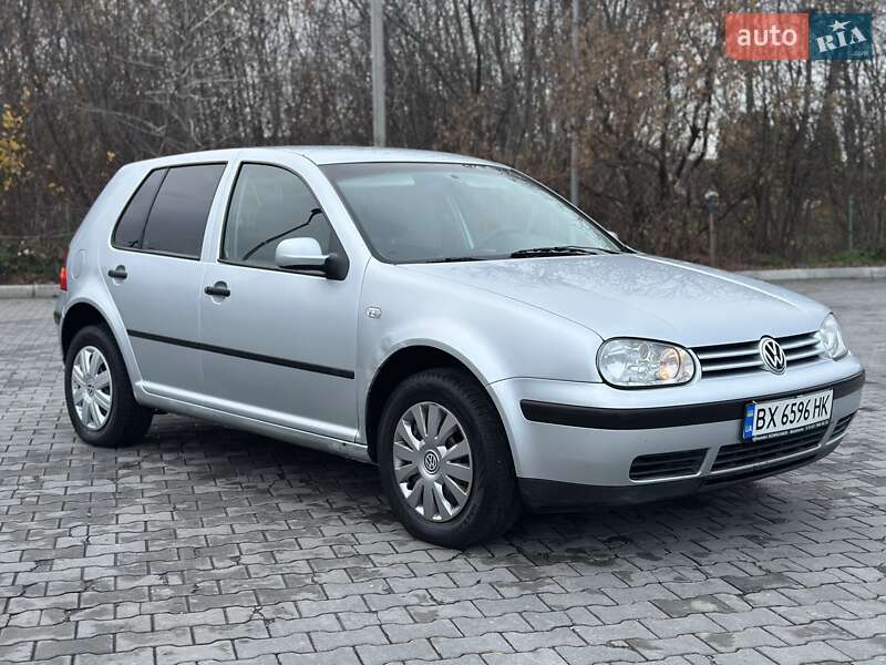 Хэтчбек Volkswagen Golf 2000 в Хмельницком