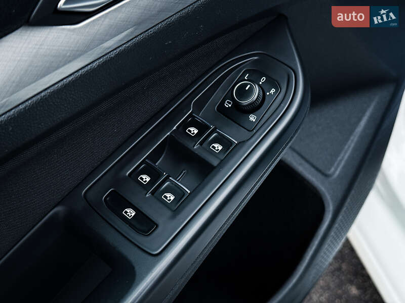 Універсал Volkswagen Golf 2021 в Києві