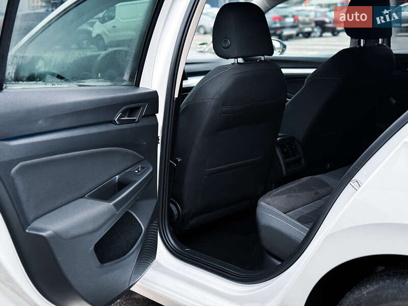 Універсал Volkswagen Golf 2021 в Києві