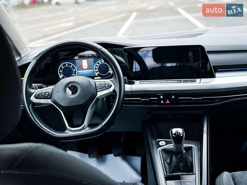 Універсал Volkswagen Golf 2021 в Києві