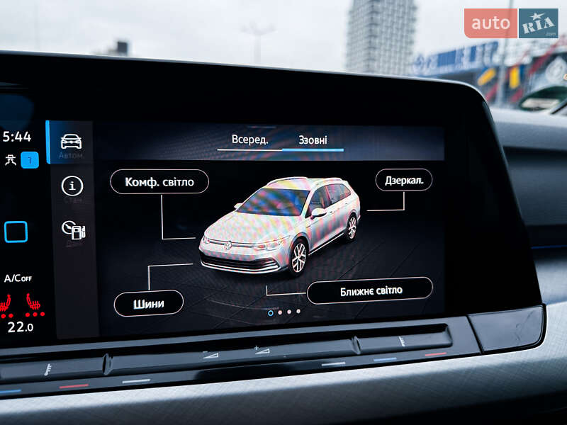 Універсал Volkswagen Golf 2021 в Києві