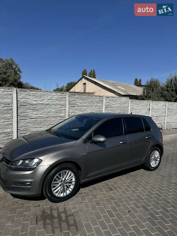 Хэтчбек Volkswagen Golf 2015 в Белой Церкви