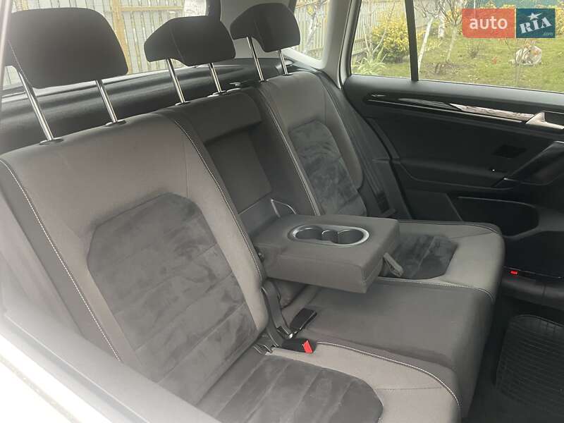 Универсал Volkswagen Golf 2014 в Ковеле