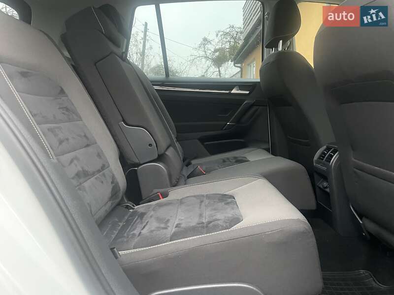 Универсал Volkswagen Golf 2014 в Ковеле