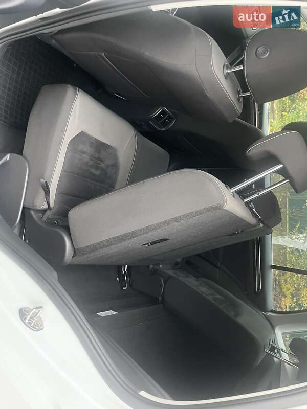 Универсал Volkswagen Golf 2014 в Ковеле