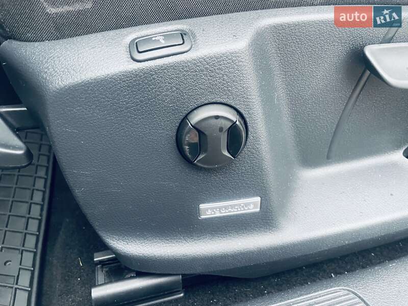 Универсал Volkswagen Golf 2014 в Ковеле