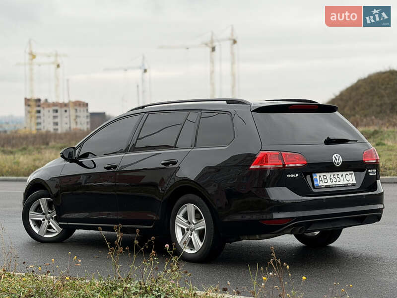 Универсал Volkswagen Golf 2015 в Виннице