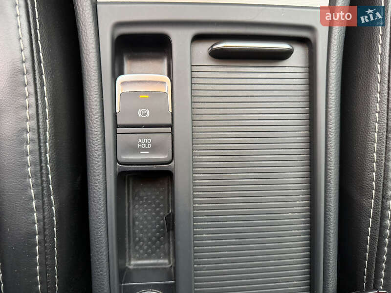 Универсал Volkswagen Golf 2015 в Виннице