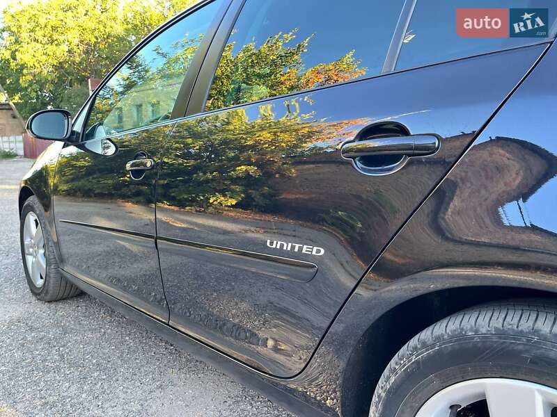 Хетчбек Volkswagen Golf 2009 в Кропивницькому фото 4 Хетчбек Volkswagen Golf 2009 в Кропивницькому