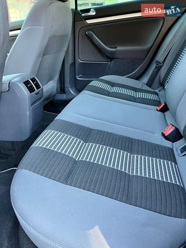 Хетчбек Volkswagen Golf 2009 в Кропивницькому фото 24 Хетчбек Volkswagen Golf 2009 в Кропивницькому