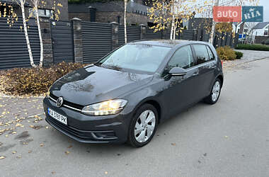 Хетчбек Volkswagen Golf 2020 в Києві