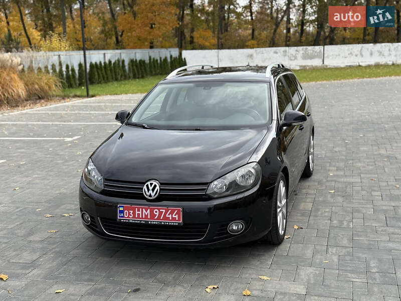 Універсал Volkswagen Golf 2010 в Чернігові