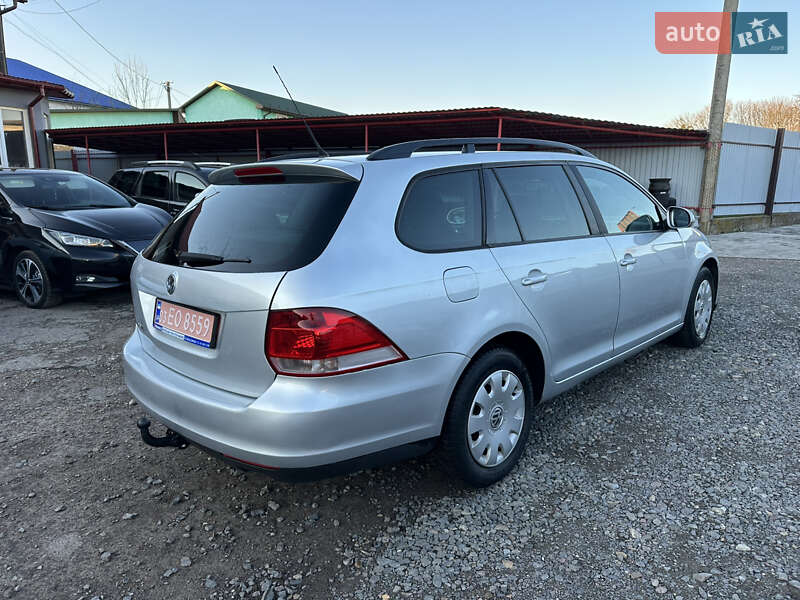 Універсал Volkswagen Golf 2008 в Сокалі