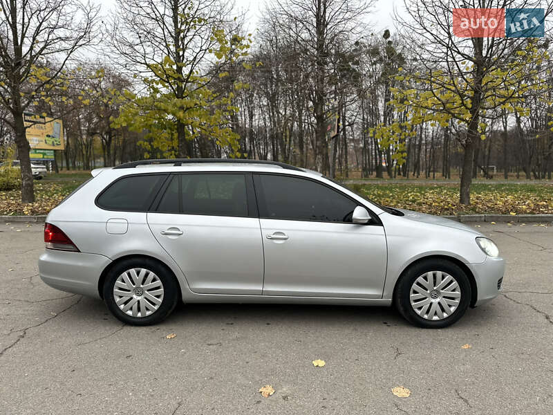 Универсал Volkswagen Golf 2011 в Умани фото 12 Универсал Volkswagen Golf 2011 в Умани